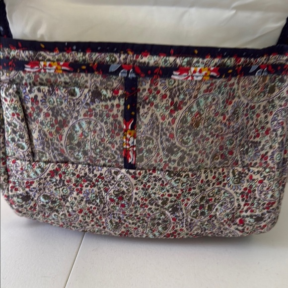 *NEW - TRAVELON FLORAL BACKPACK